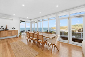 Elevated Coastal Retreat, Myponga
